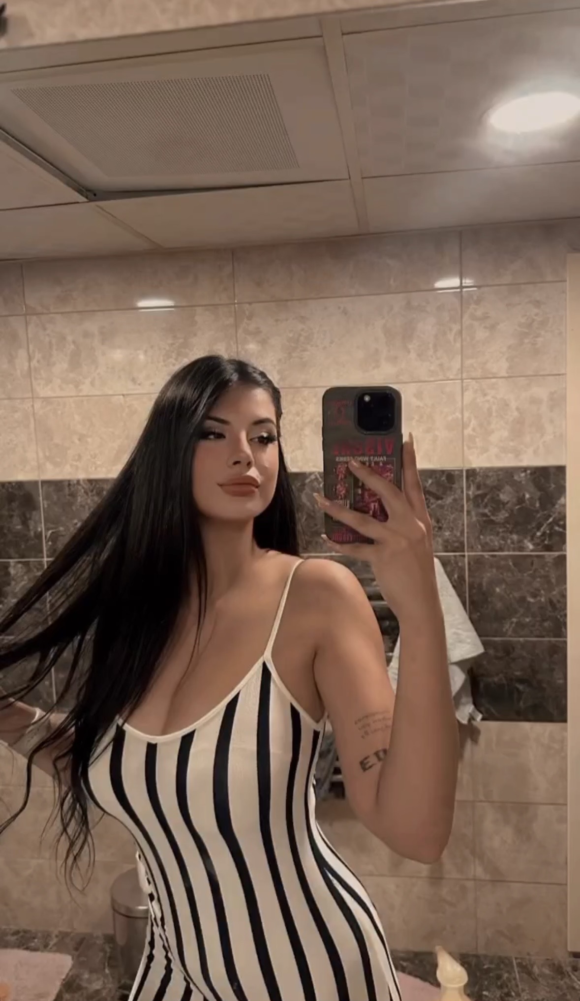 Servili Gerçek Bayan Bayan Escort Işıl