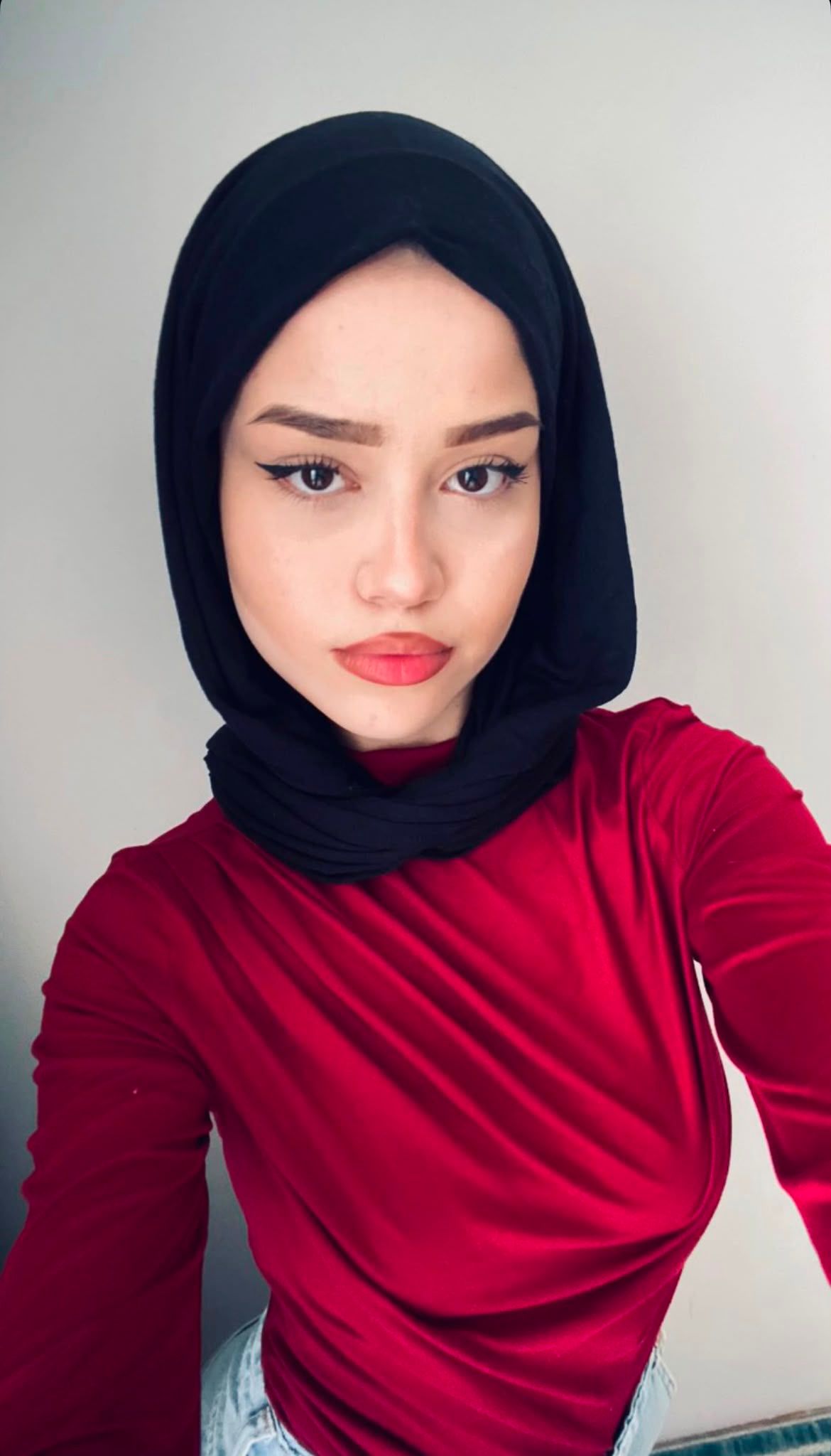 Cahı Yavaş Adımlarla Sevgili Escort Nurgül